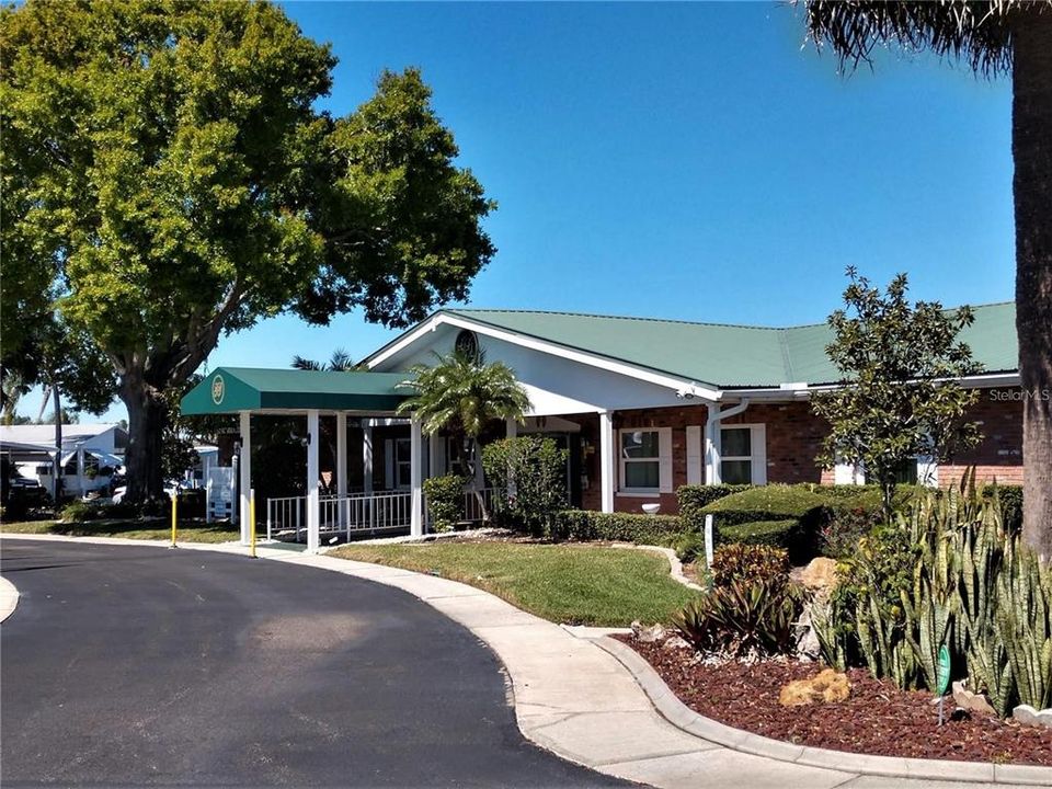 En Venta: $99,900 (2 camas, 2 baños, 811 Pies cuadrados)