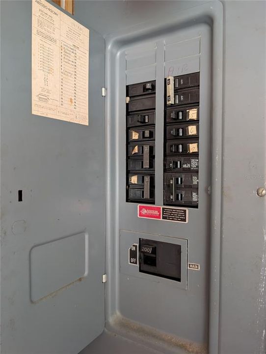 En Venta: $99,900 (2 camas, 2 baños, 811 Pies cuadrados)