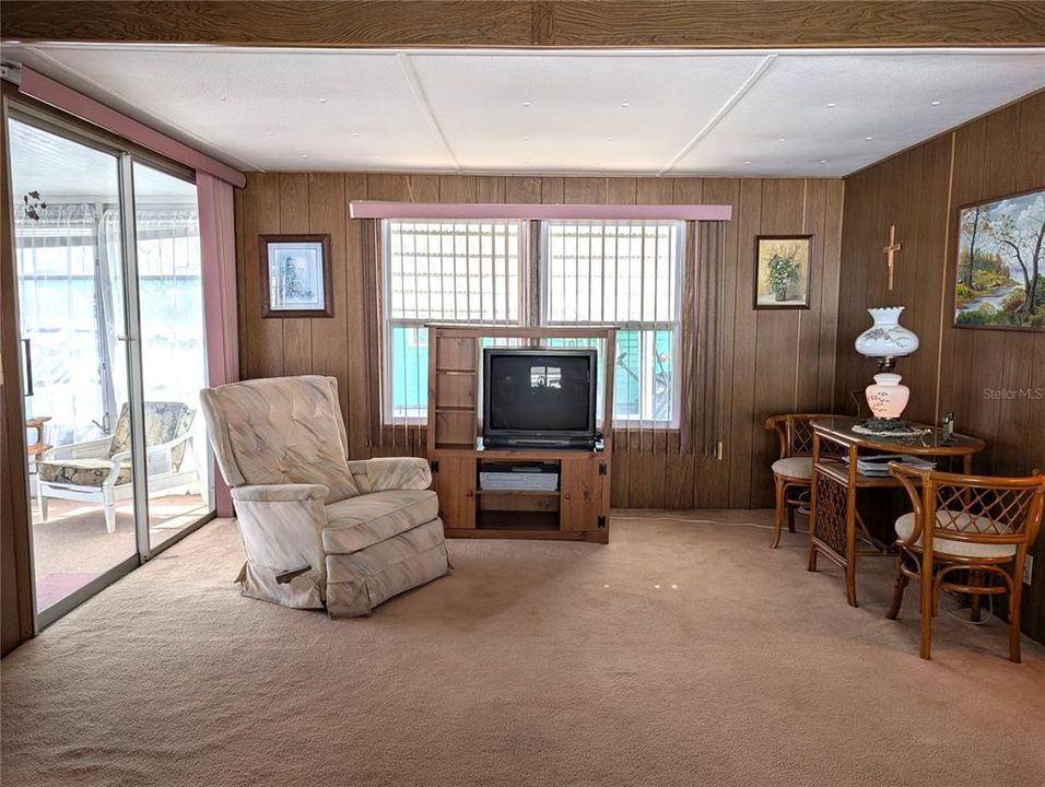 En Venta: $99,900 (2 camas, 2 baños, 811 Pies cuadrados)