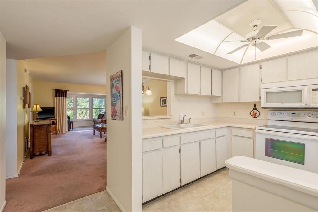 待售: $150,000 (2 贝兹, 2 浴室, 1010 平方英尺)