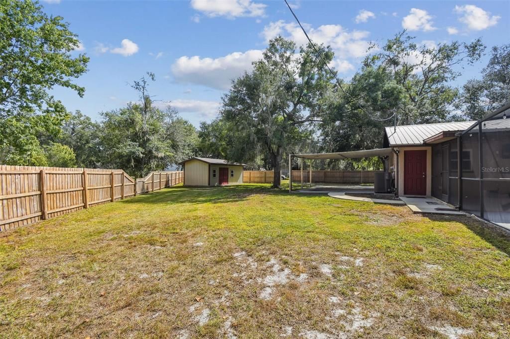 合同活跃: $450,000 (3 贝兹, 2 浴室, 1456 平方英尺)