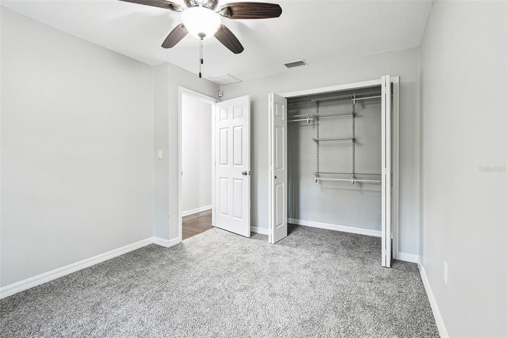 合同活跃: $450,000 (3 贝兹, 2 浴室, 1456 平方英尺)