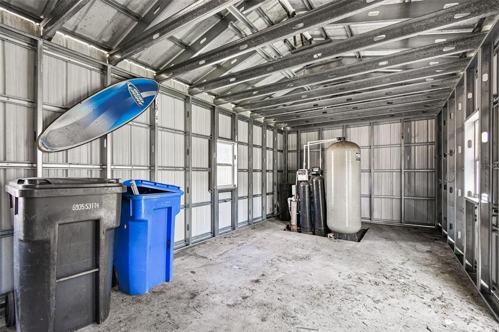 合同活跃: $450,000 (3 贝兹, 2 浴室, 1456 平方英尺)