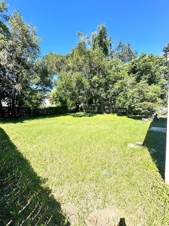 For Rent: $1,599 (2 beds, 2 baths, 900 Square Feet)