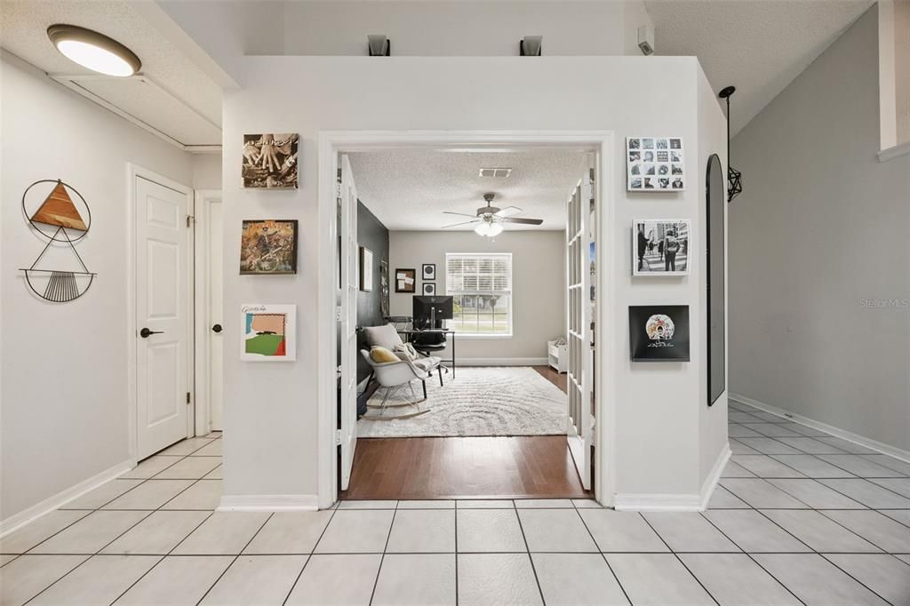 合同活跃: $350,000 (3 贝兹, 2 浴室, 1526 平方英尺)