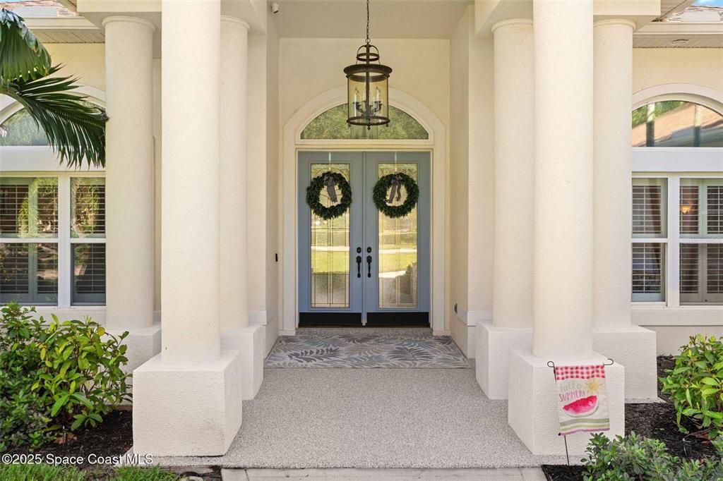 待售: $1,100,000 (4 贝兹, 4 浴室, 4000 平方英尺)