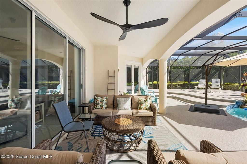 待售: $1,100,000 (4 贝兹, 4 浴室, 4000 平方英尺)