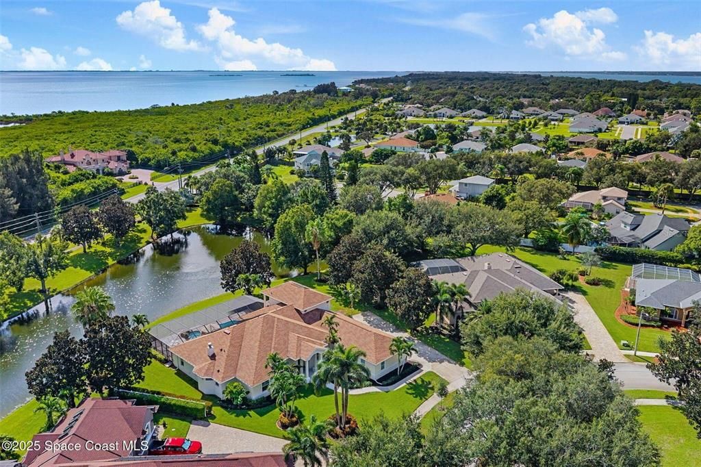 待售: $1,100,000 (4 贝兹, 4 浴室, 4000 平方英尺)