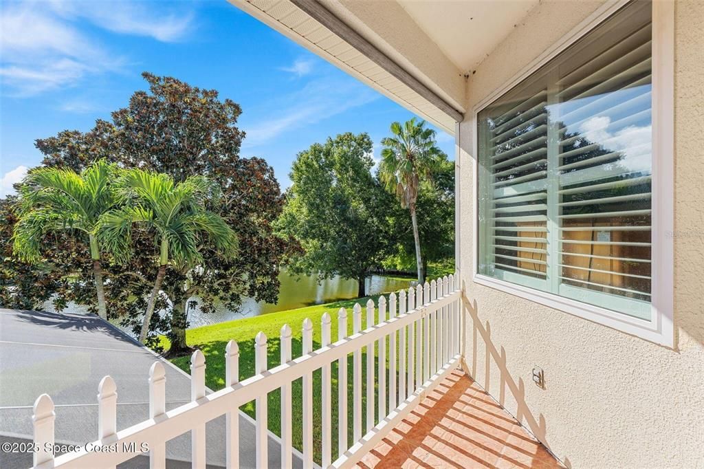 待售: $1,100,000 (4 贝兹, 4 浴室, 4000 平方英尺)