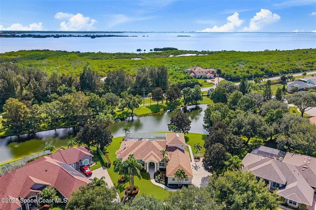 待售: $1,100,000 (4 贝兹, 4 浴室, 4000 平方英尺)