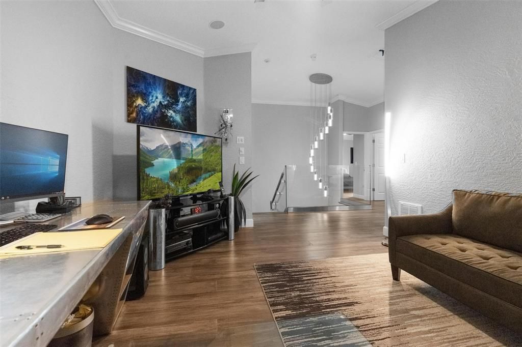 For Rent: $4,600 (3 beds, 2 baths, 2304 Square Feet)