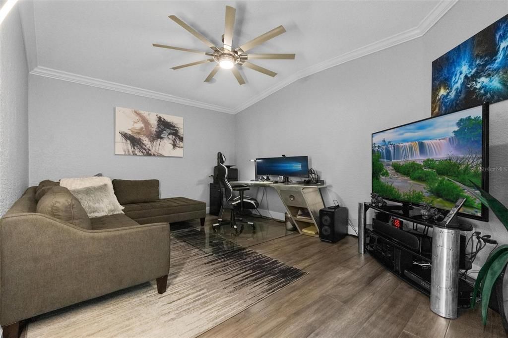 For Rent: $4,600 (3 beds, 2 baths, 2304 Square Feet)