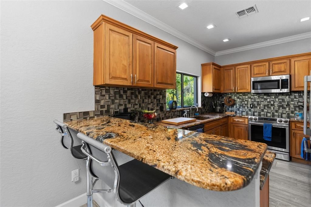 For Rent: $4,600 (3 beds, 2 baths, 2304 Square Feet)