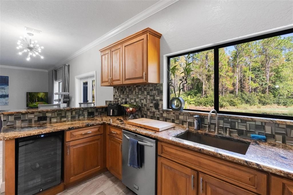 For Rent: $4,600 (3 beds, 2 baths, 2304 Square Feet)