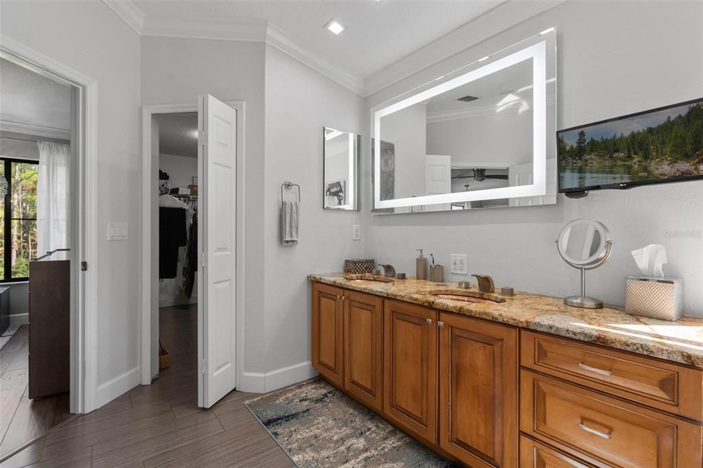 For Rent: $4,600 (3 beds, 2 baths, 2304 Square Feet)