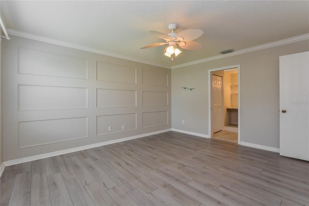 Под контрактом: $355,000 (3 спален, 2 ванн, 1623 Квадратных фут)