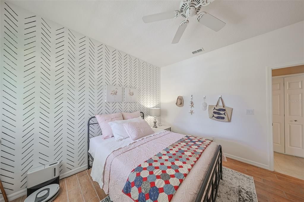 Active With Contract: $279,000 (2 beds, 2 baths, 1461 Square Feet)