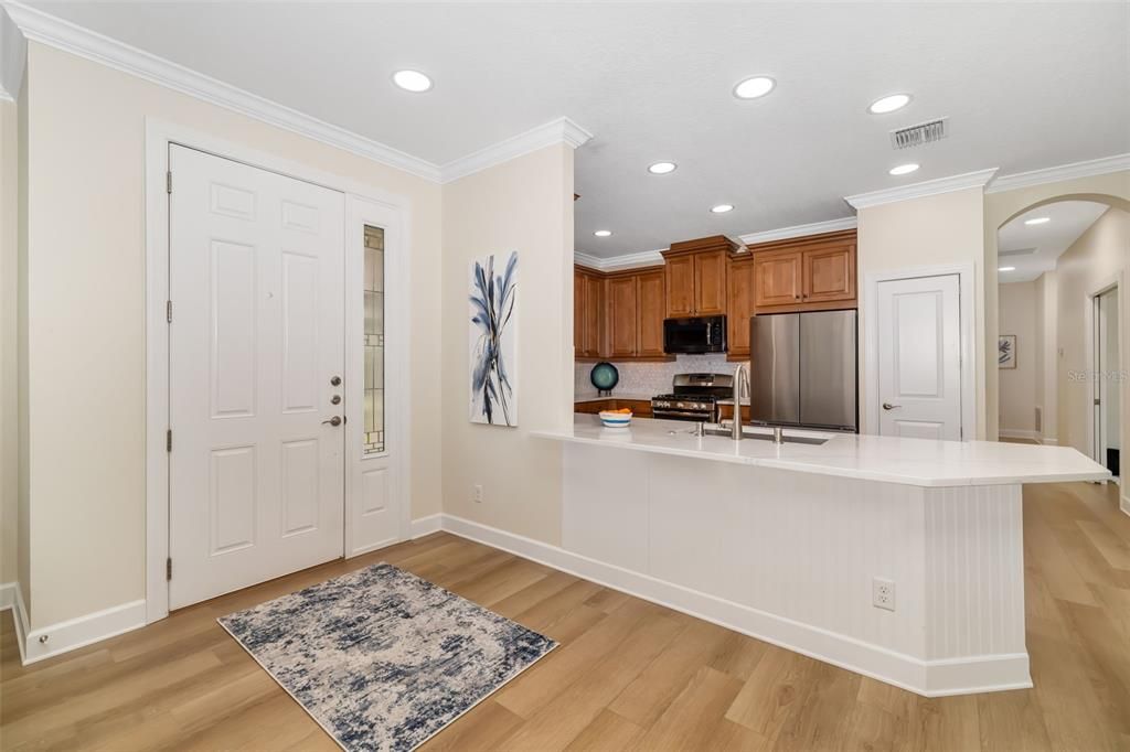 Active With Contract: $570,000 (3 beds, 2 baths, 1926 Square Feet)