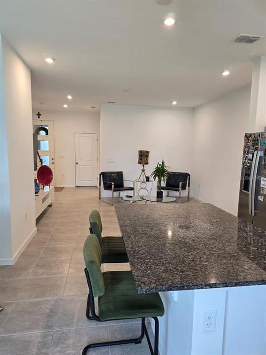 En Renta: $2,250 (3 camas, 2 baños, 1460 Pies cuadrados)