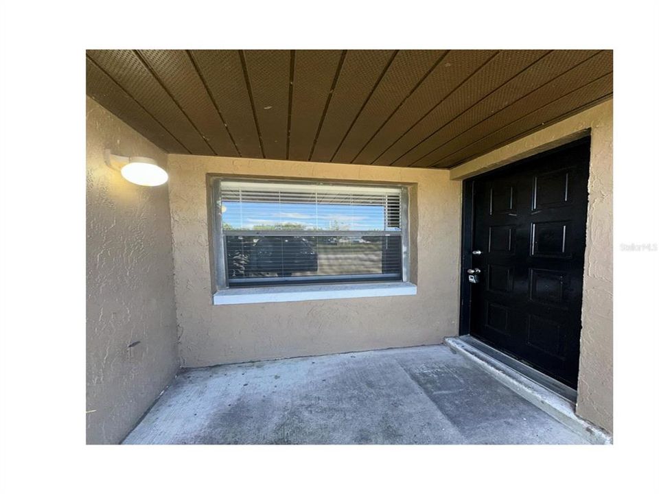 出租: $1,499 (2 贝兹, 1 浴室, 916 平方英尺)