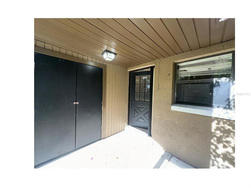 出租: $1,499 (2 贝兹, 1 浴室, 916 平方英尺)