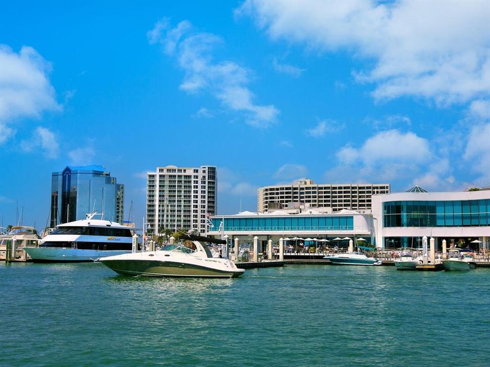 На продажу: $5,825,000 (4 спален, 4 ванн, 4310 Квадратных фут)