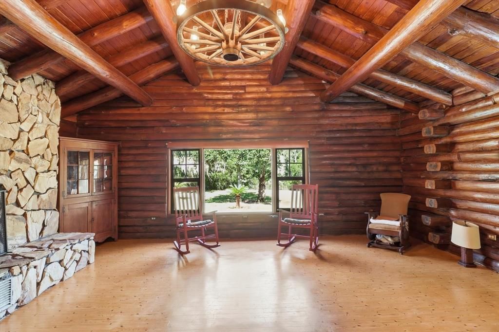 待售: $389,000 (3 贝兹, 2 浴室, 2020 平方英尺)