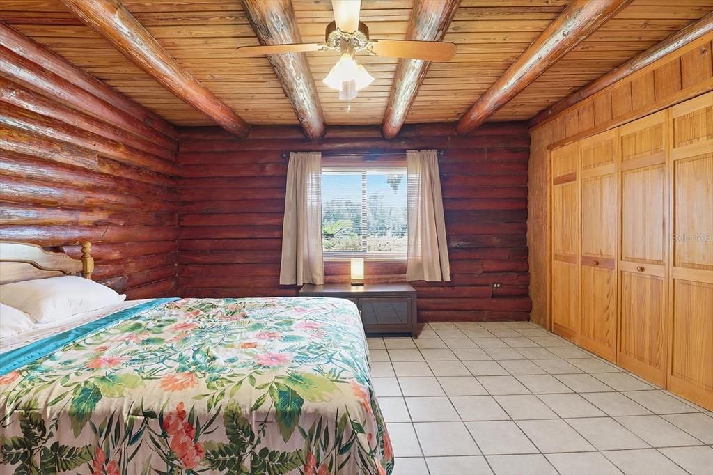 待售: $389,000 (3 贝兹, 2 浴室, 2020 平方英尺)