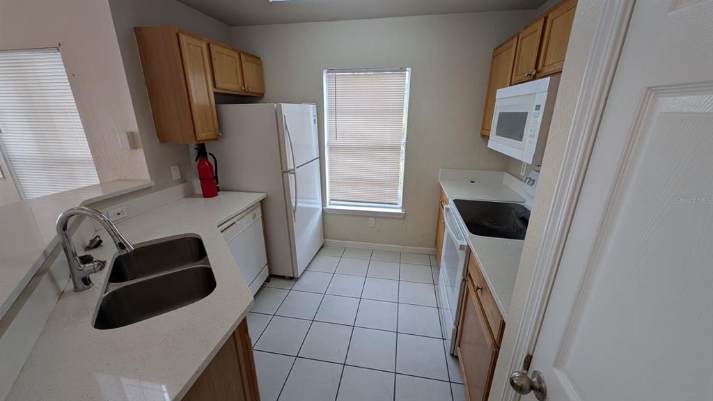 For Sale: $245,000 (3 beds, 2 baths, 1202 Square Feet)