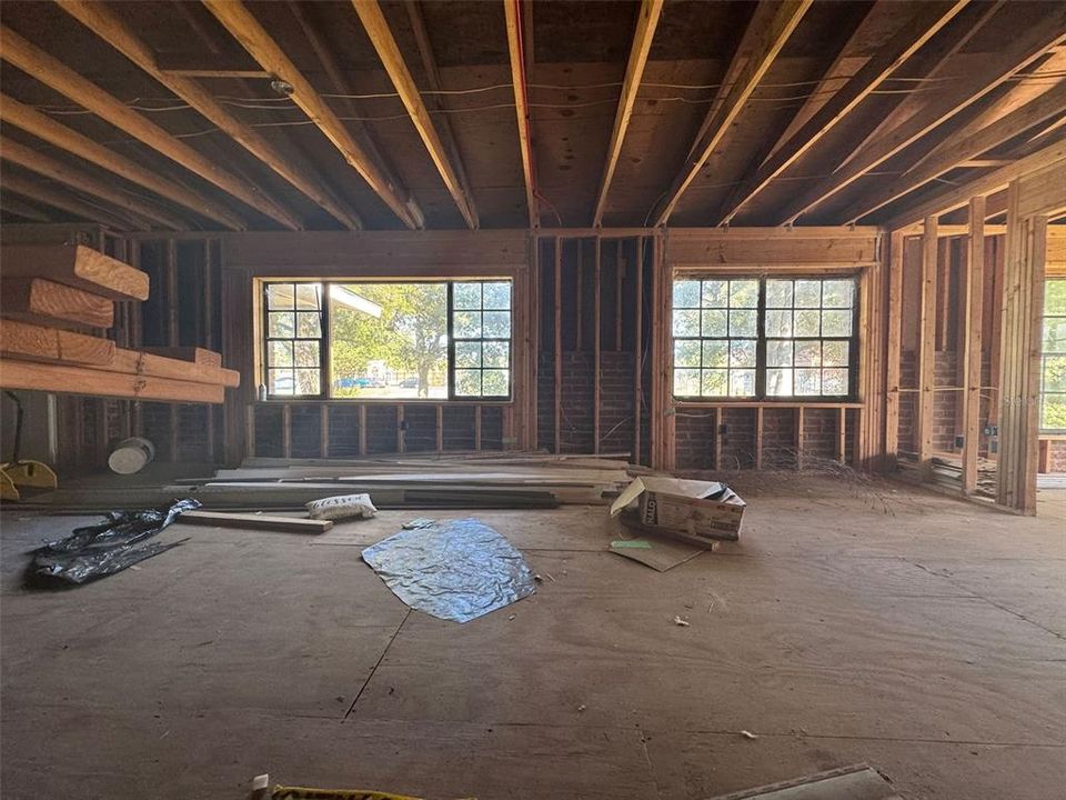 For Sale: $155,000 (4 beds, 2 baths, 3507 Square Feet)