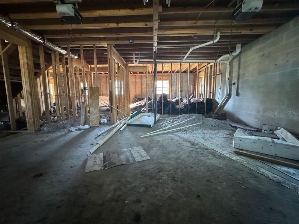 For Sale: $155,000 (4 beds, 2 baths, 3507 Square Feet)