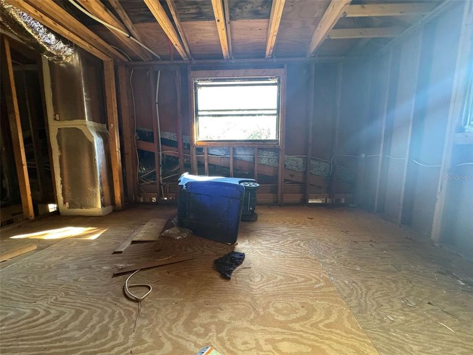 For Sale: $155,000 (4 beds, 2 baths, 3507 Square Feet)