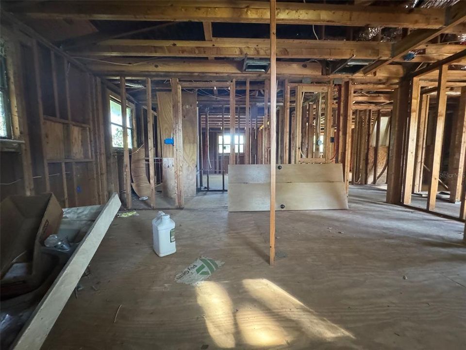 For Sale: $155,000 (4 beds, 2 baths, 3507 Square Feet)