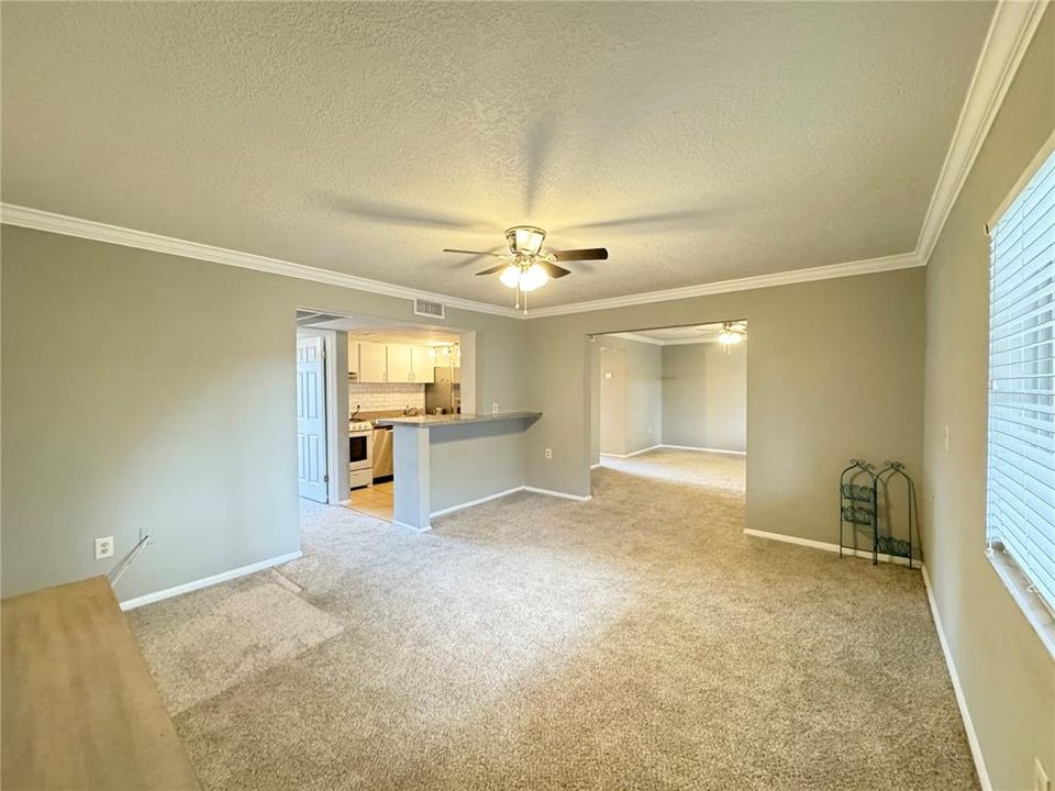 For Rent: $1,450 (2 beds, 2 baths, 992 Square Feet)