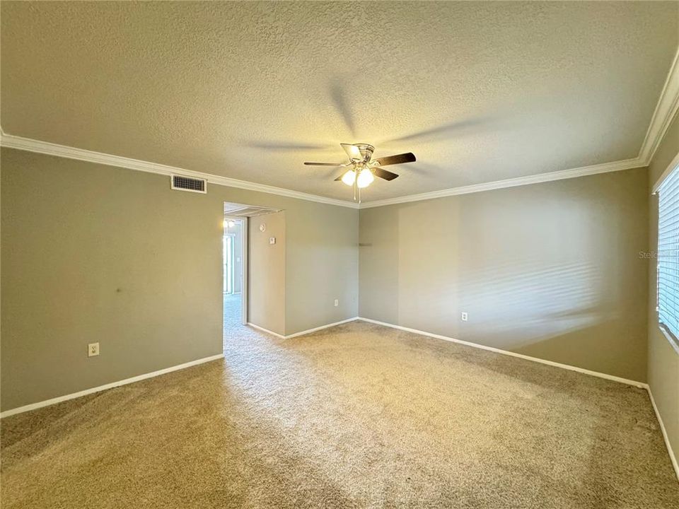 For Rent: $1,450 (2 beds, 2 baths, 992 Square Feet)