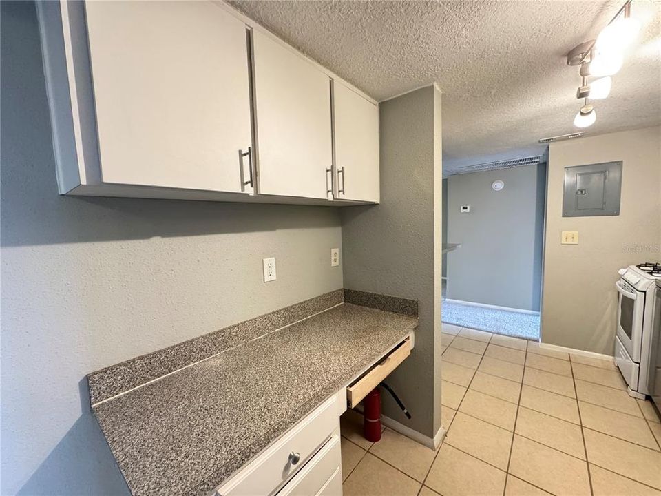 For Rent: $1,450 (2 beds, 2 baths, 992 Square Feet)
