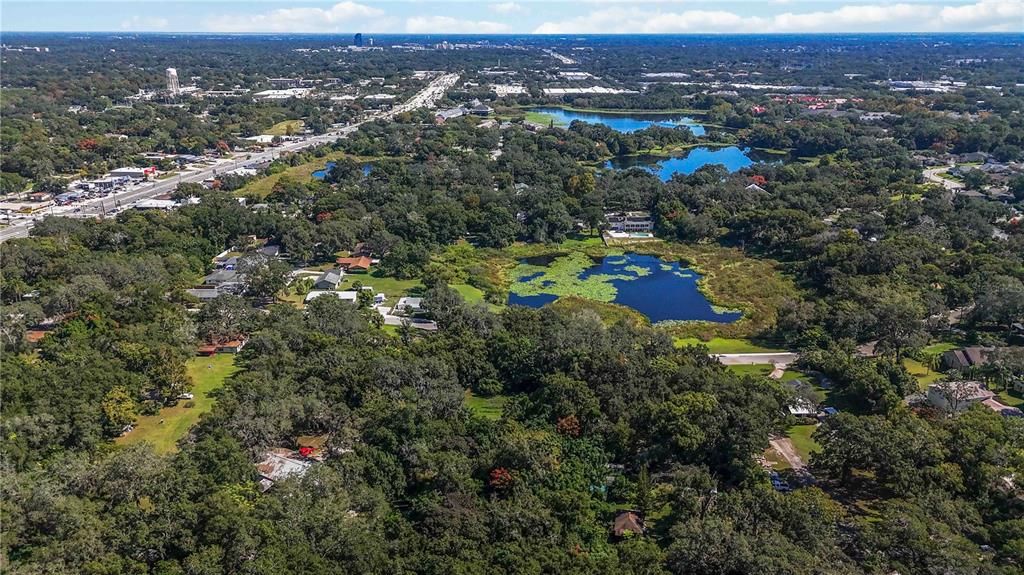 待售: $899,000 (2.83 acres)