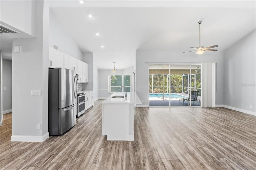 待售: $375,000 (3 贝兹, 2 浴室, 1786 平方英尺)