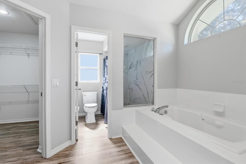 待售: $375,000 (3 贝兹, 2 浴室, 1786 平方英尺)