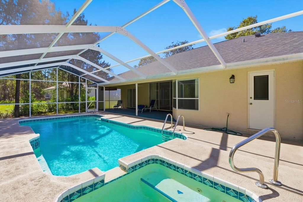 待售: $375,000 (3 贝兹, 2 浴室, 1786 平方英尺)