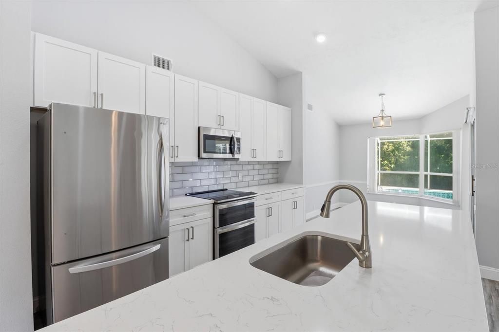 待售: $375,000 (3 贝兹, 2 浴室, 1786 平方英尺)