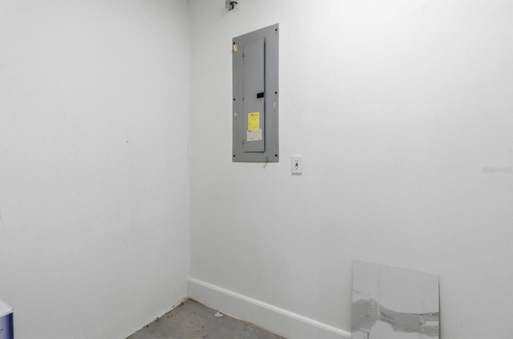 待售: $375,000 (3 贝兹, 2 浴室, 1786 平方英尺)