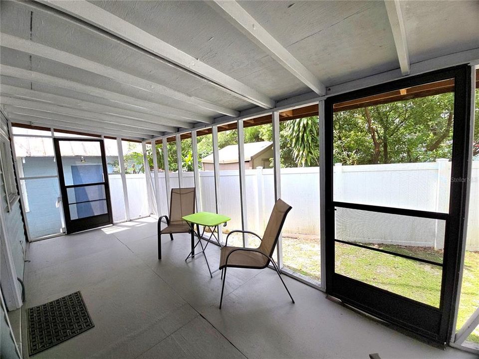 En Renta: $1,000 (1 camas, 1 baños, 700 Pies cuadrados)