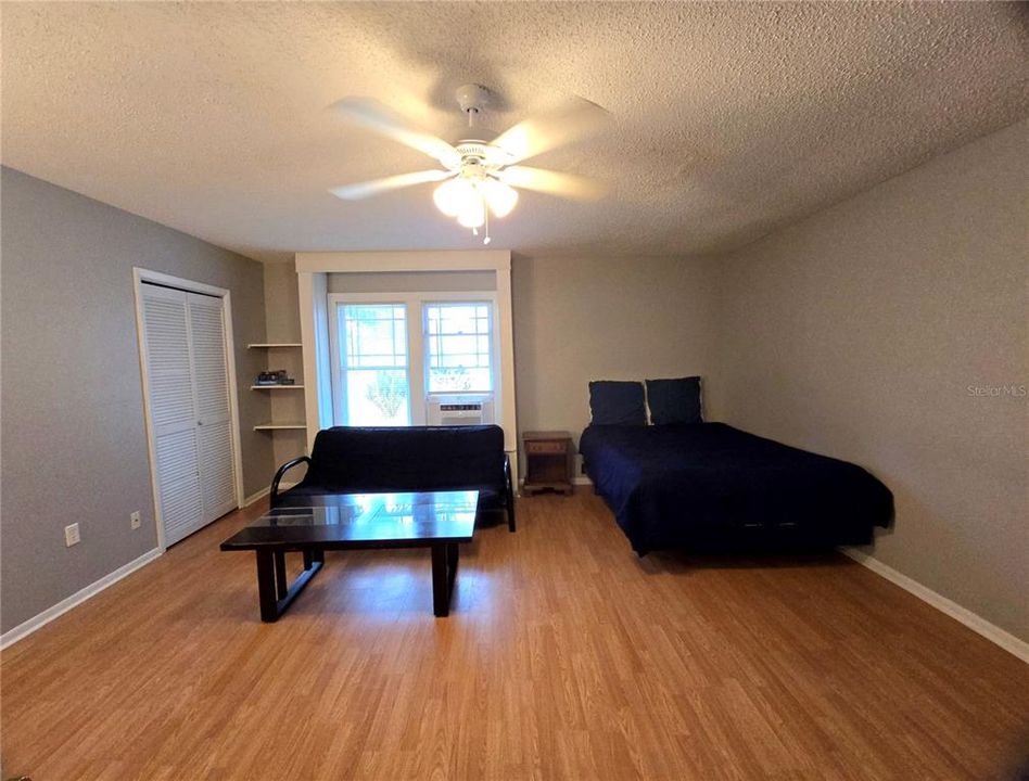 En Renta: $1,000 (1 camas, 1 baños, 700 Pies cuadrados)