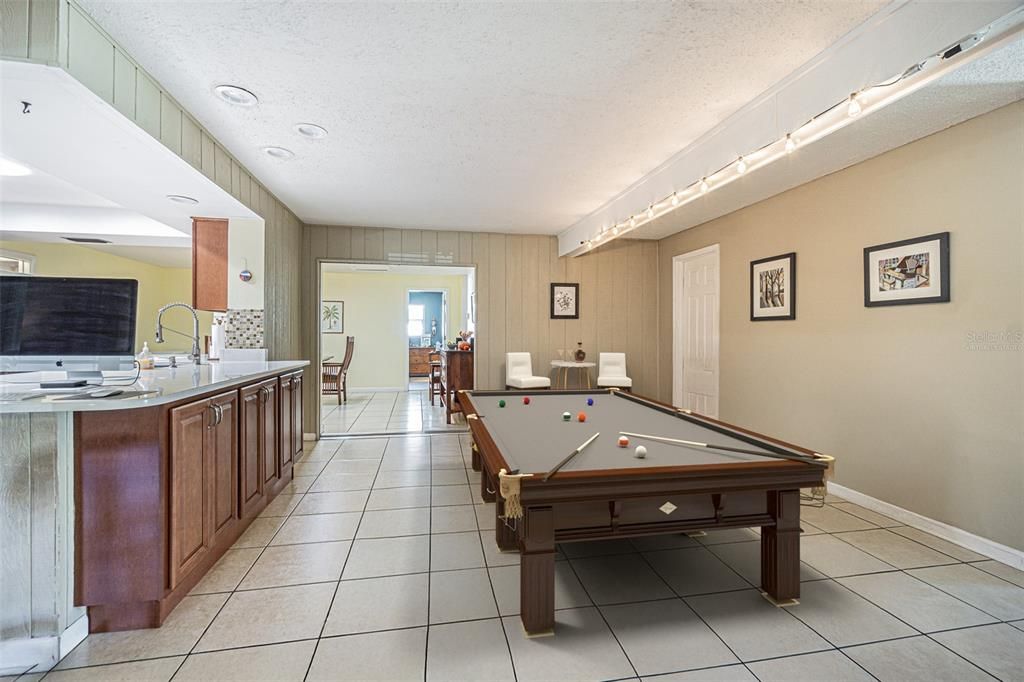 For Sale: $580,000 (4 beds, 3 baths, 2808 Square Feet)