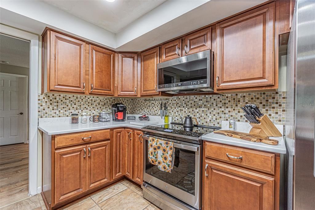 For Sale: $580,000 (4 beds, 3 baths, 2808 Square Feet)