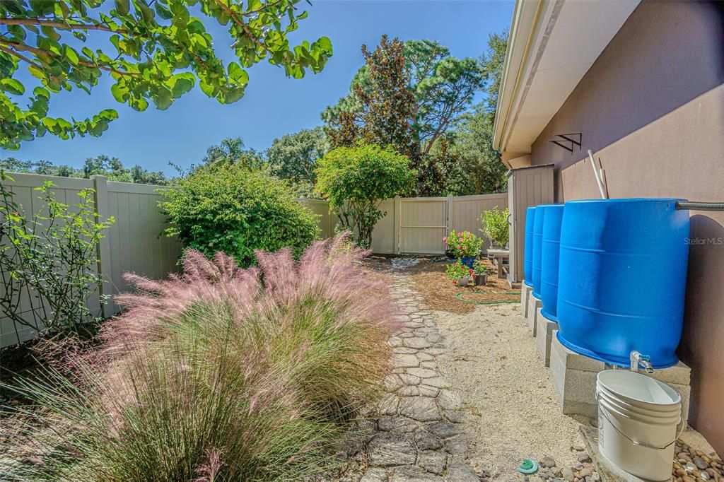 For Sale: $580,000 (4 beds, 3 baths, 2808 Square Feet)