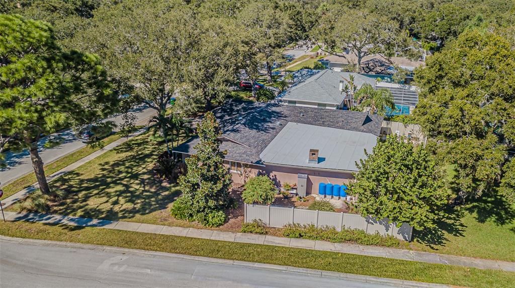 For Sale: $580,000 (4 beds, 3 baths, 2808 Square Feet)