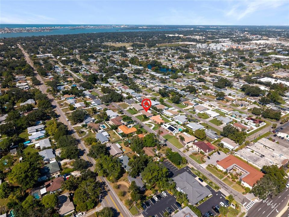 合同活跃: $589,000 (3 贝兹, 2 浴室, 1570 平方英尺)