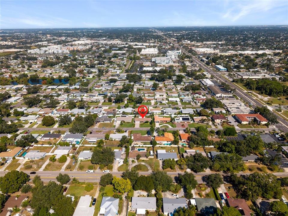 合同活跃: $589,000 (3 贝兹, 2 浴室, 1570 平方英尺)